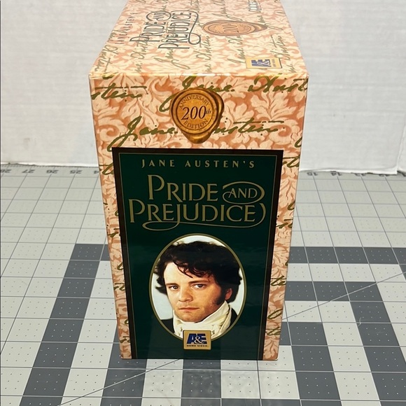 Pride and Prejudice VHS Box Set - Picture 4 of 11